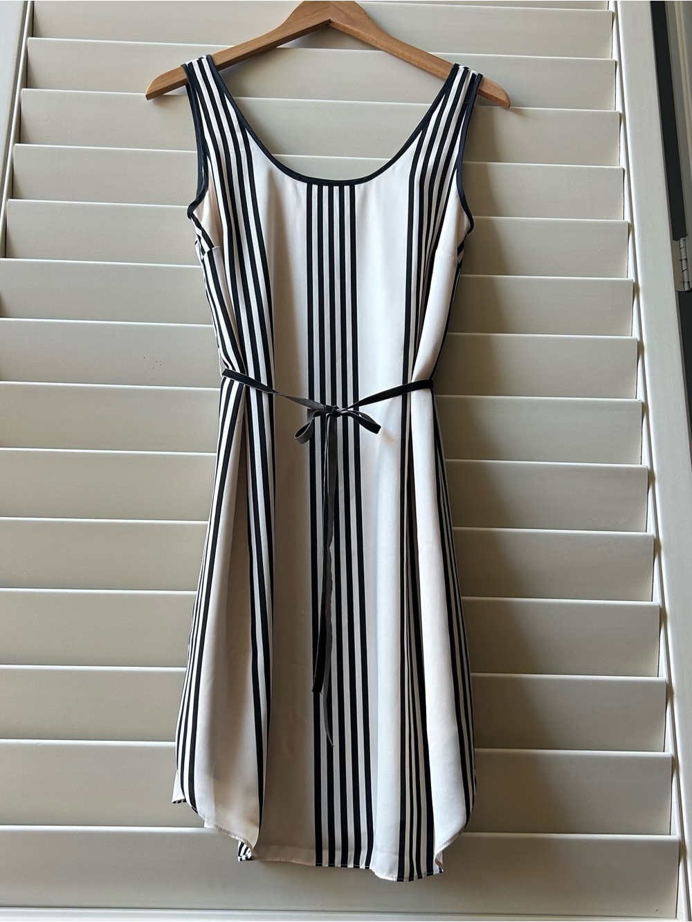 Ann Taylor White Dress with Black Vertical Stripes and Tie Waist
